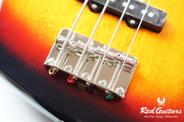 Classic Vibe ‘70s Jazz Bass - 3 Color Sunburst